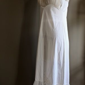 HENSON KICKERNICK vintage années 70 élégant NYLON ROUGE DEMI-SLIP